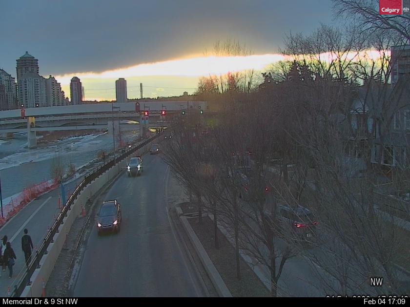 Memorial Drive / 9 Street NW