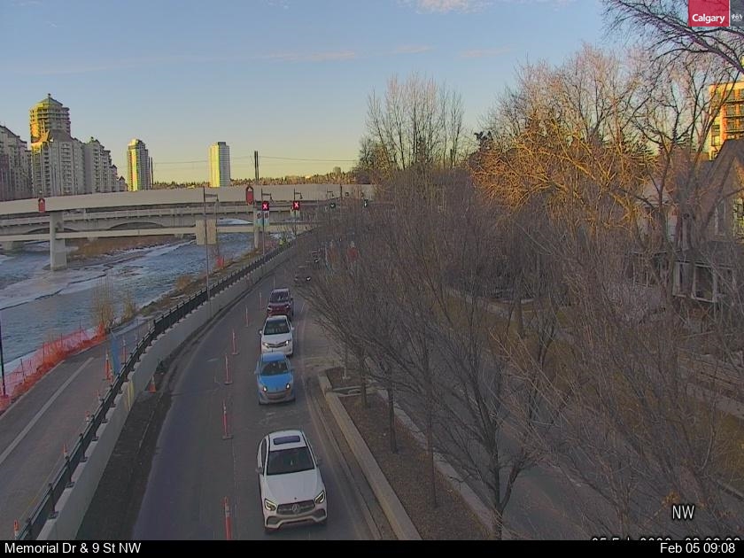 Memorial Drive / 9 Street NW