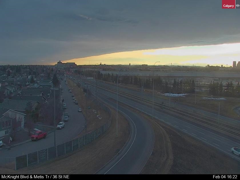 McKnight Blvd / Metis Trail NE