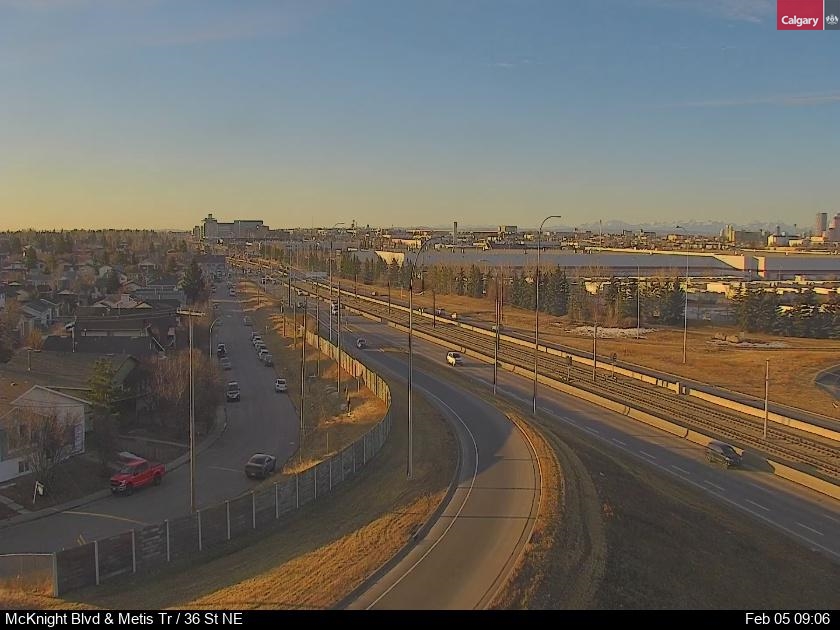 McKnight Blvd / Metis Trail NE