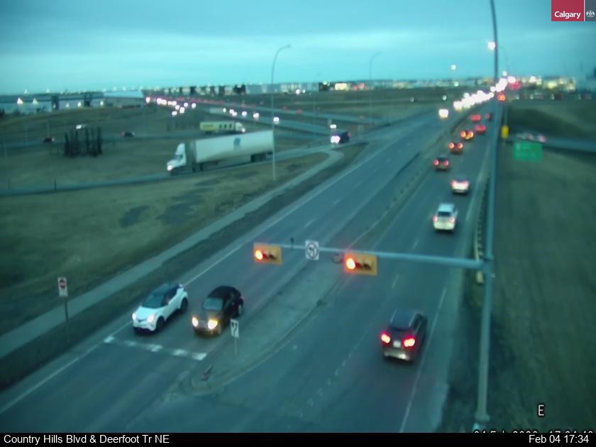 Country Hills Blvd / Deerfoot Trail NE