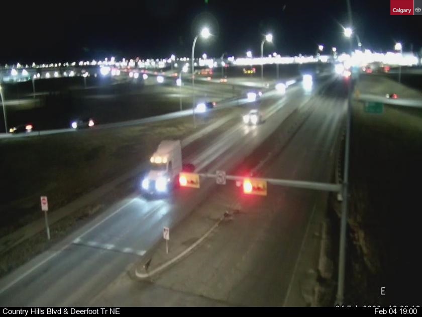 Country Hills Blvd / Deerfoot Trail NE