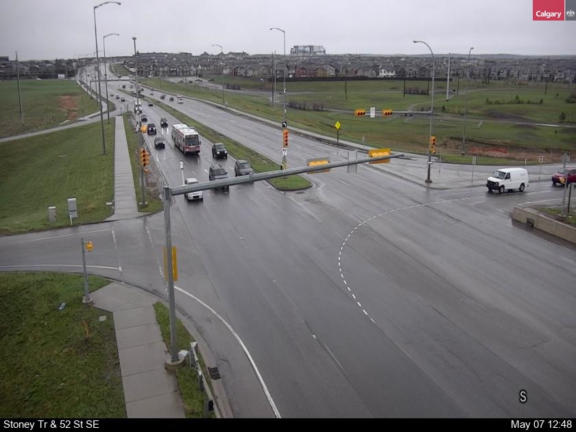 Webcam of Glenmore Trail at Elbow Dr#2