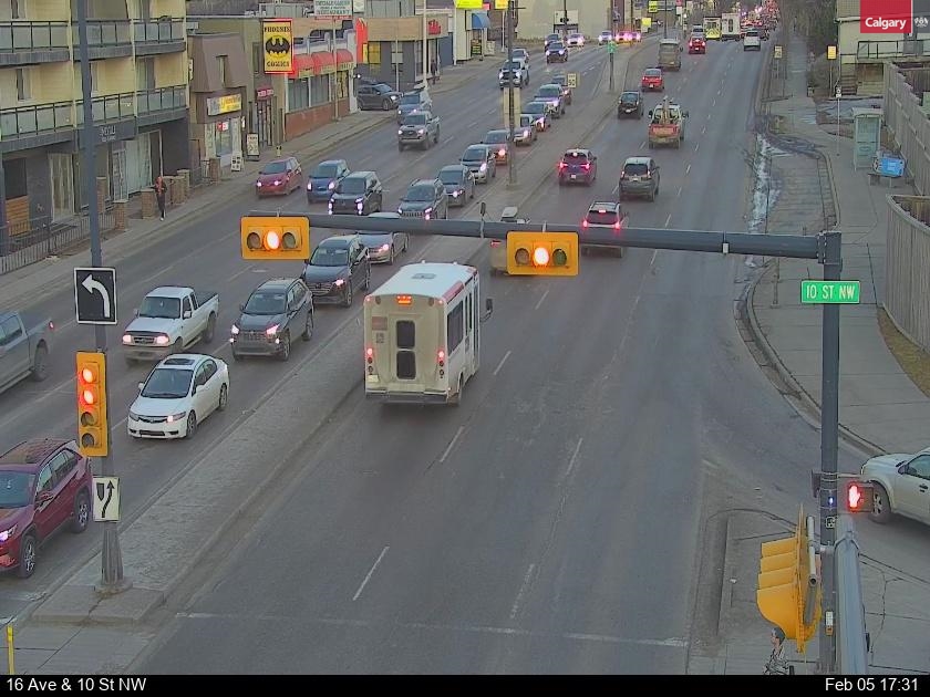 16 Avenue / 10 Street NW