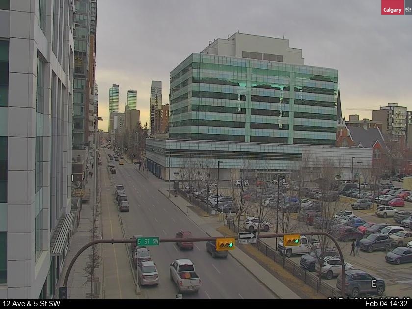 12 Avenue / 5 Street SW