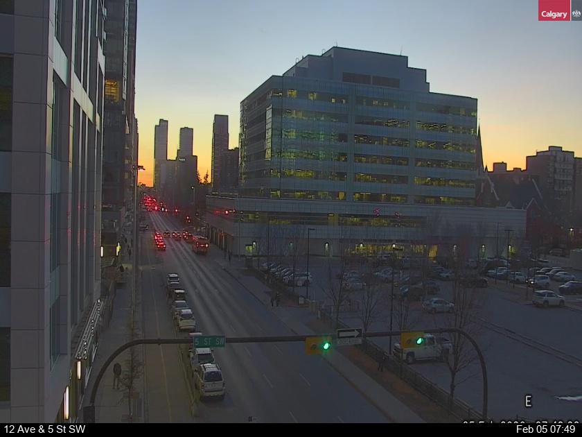 12 Avenue / 5 Street SW