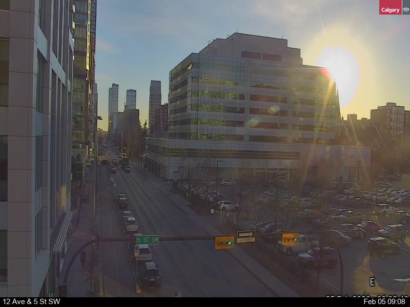 12 Avenue / 5 Street SW