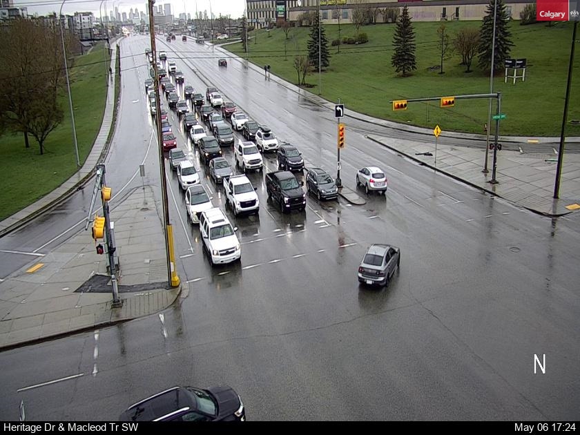 Webcam of Macleod Trail at Heritage Drive SW