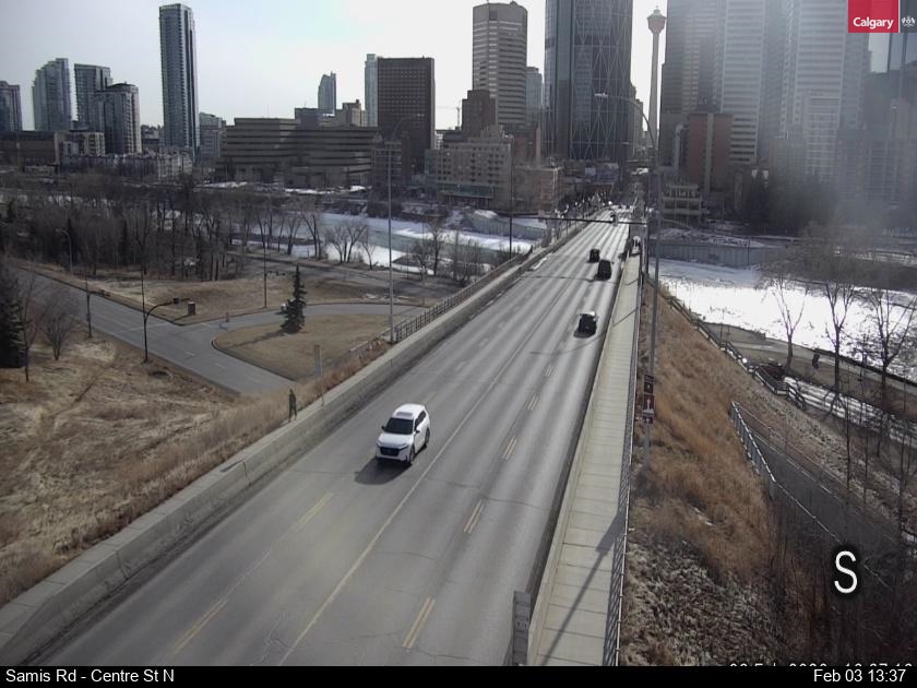 Samis Road / Centre Street North