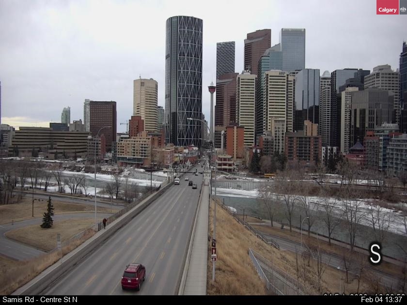 Samis Road / Centre Street North