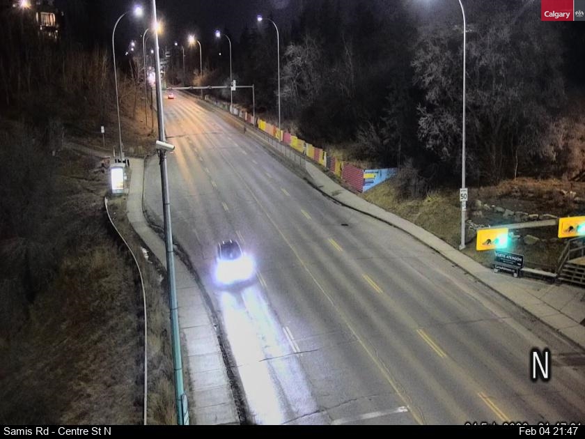 Samis Road / Centre Street North