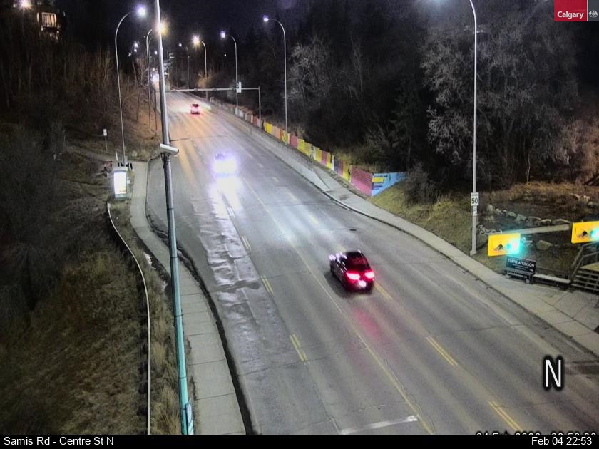 Samis Road / Centre Street North