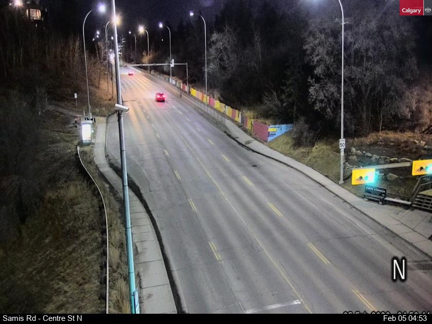 Samis Road / Centre Street North