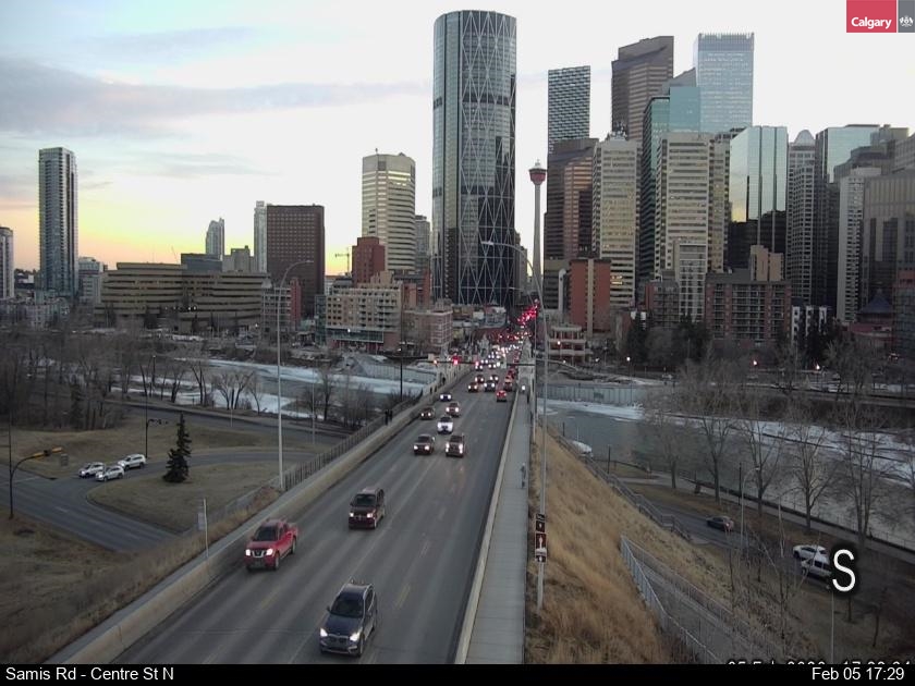 Samis Road / Centre Street North