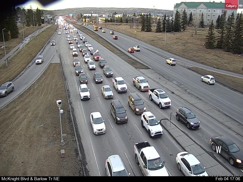 McKnight Boulevard / Barlow Trail NE