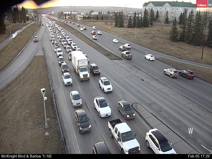 McKnight Boulevard / Barlow Trail NE