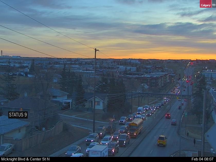 McKnight Blvd / Centre St N