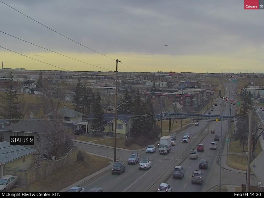 McKnight Blvd / Centre St N