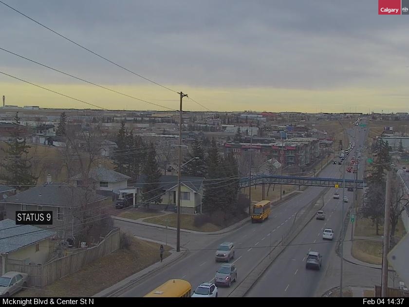 McKnight Blvd / Centre St N