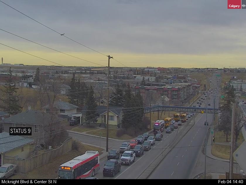 McKnight Blvd / Centre St N