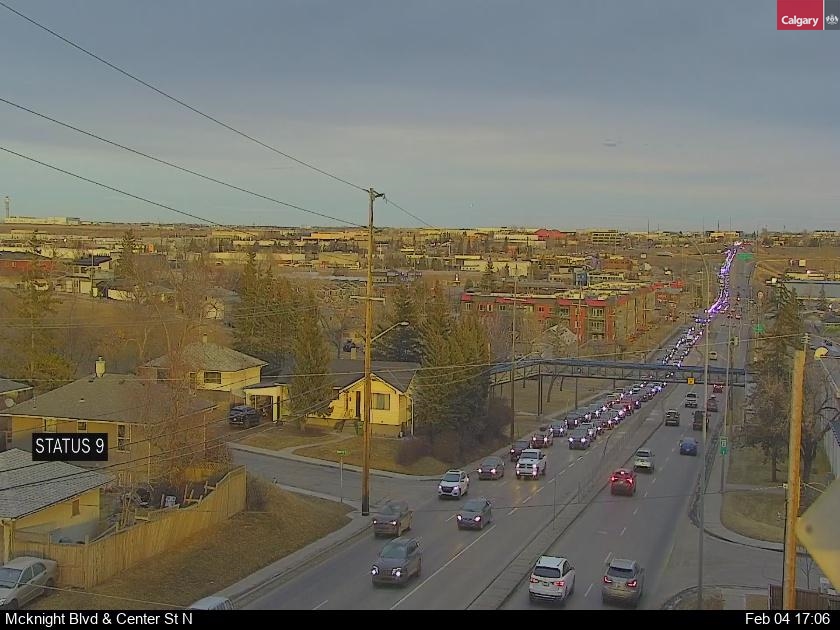 McKnight Blvd / Centre St N