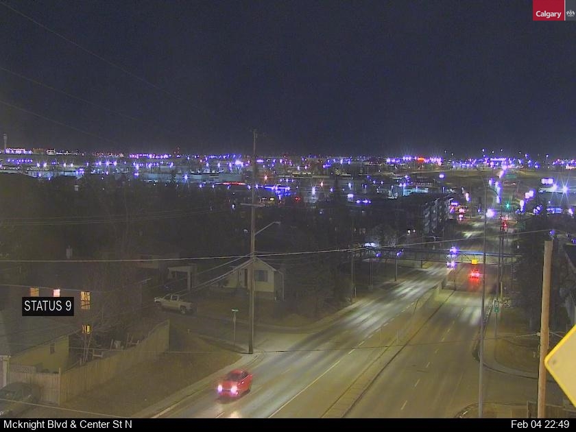 McKnight Blvd / Centre St N