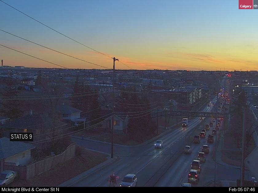 McKnight Blvd / Centre St N