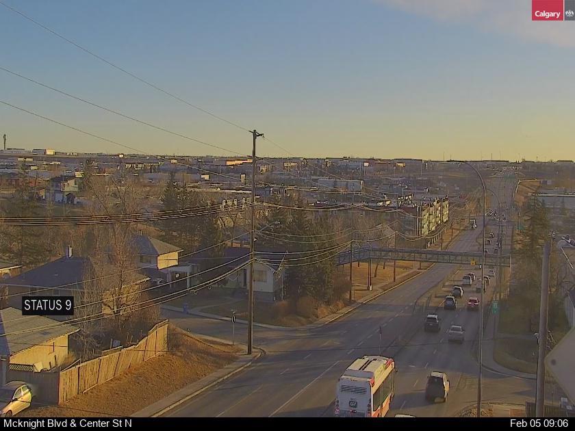 McKnight Blvd / Centre St N